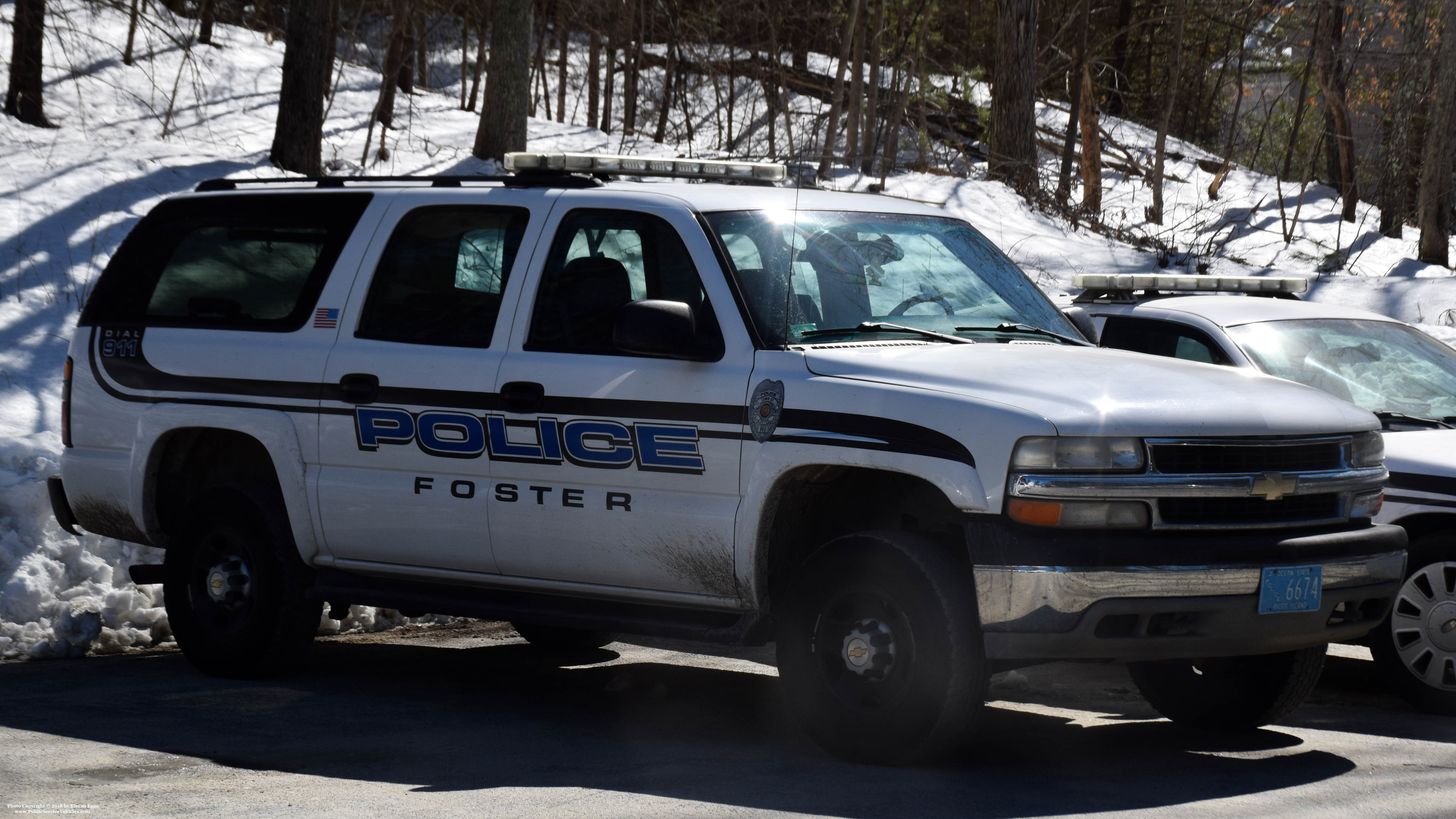 A photo  of Foster Police
            Cruiser 6674, a 2005 Chevrolet Suburban             taken by Kieran Egan