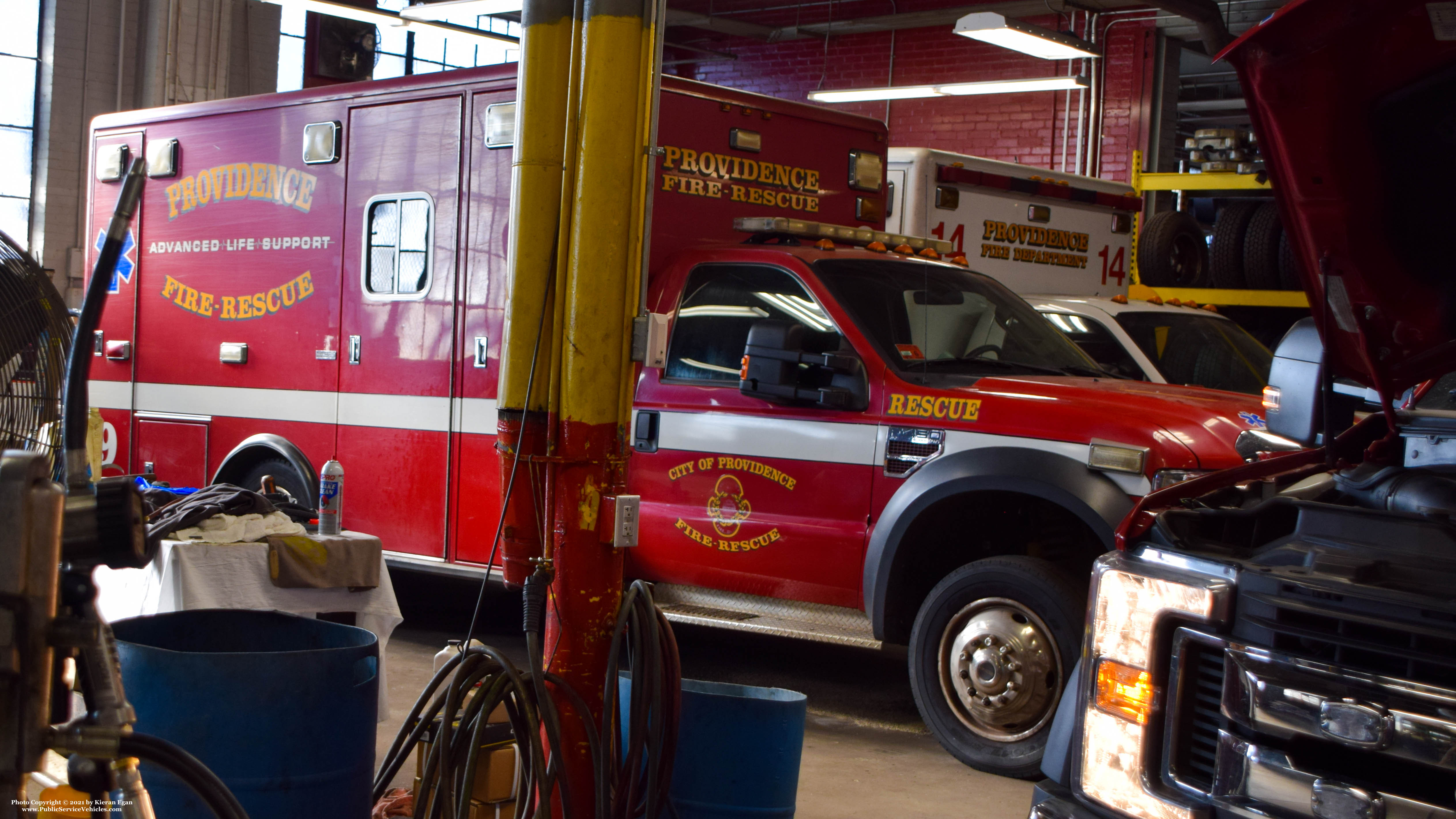 A photo  of Providence Fire
            Rescue 9, a 2008 Ford F-450             taken by Kieran Egan