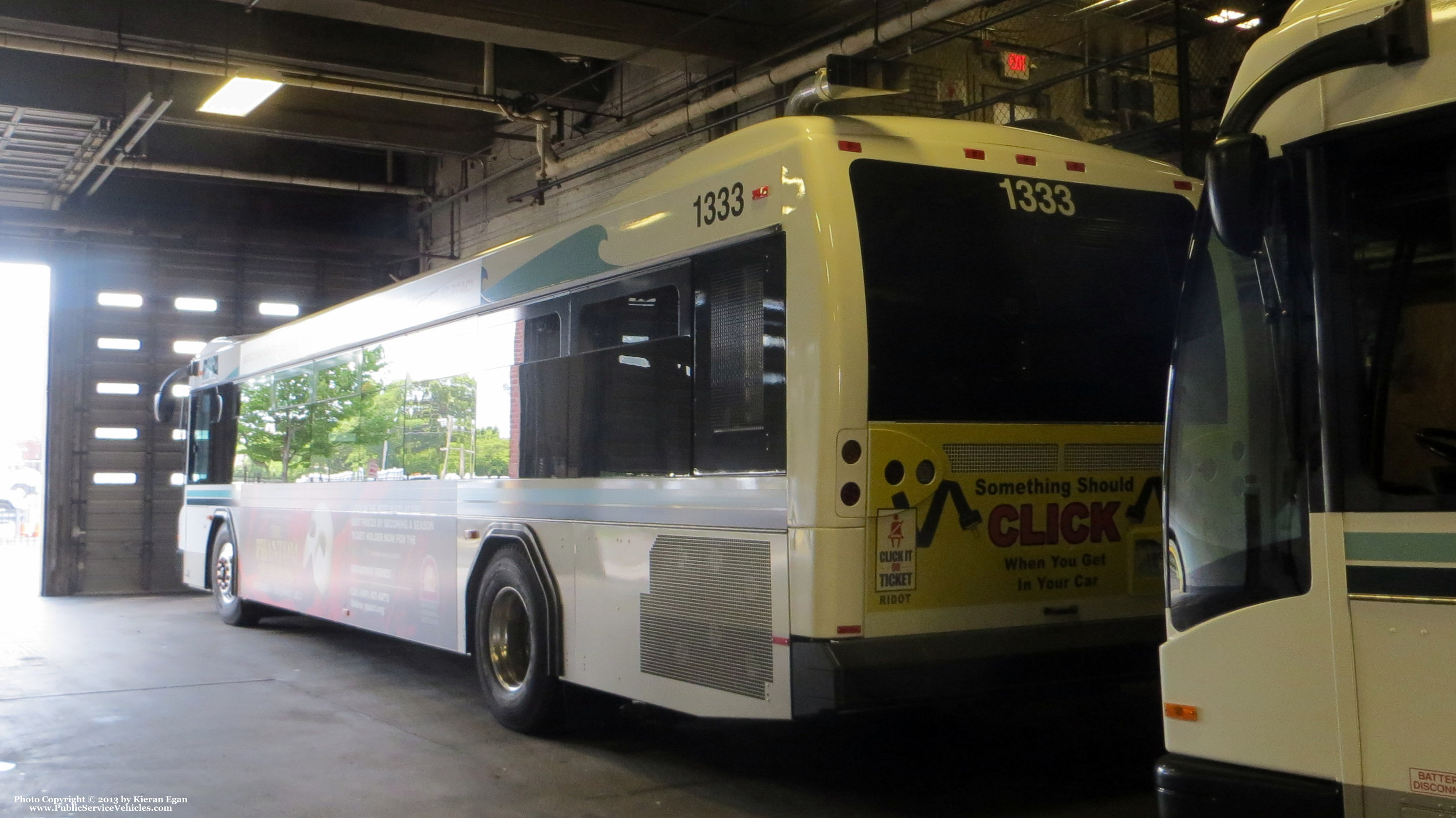 A photo  of Rhode Island Public Transit Authority
            Bus 1333, a 2013 Gillig BRT             taken by Kieran Egan