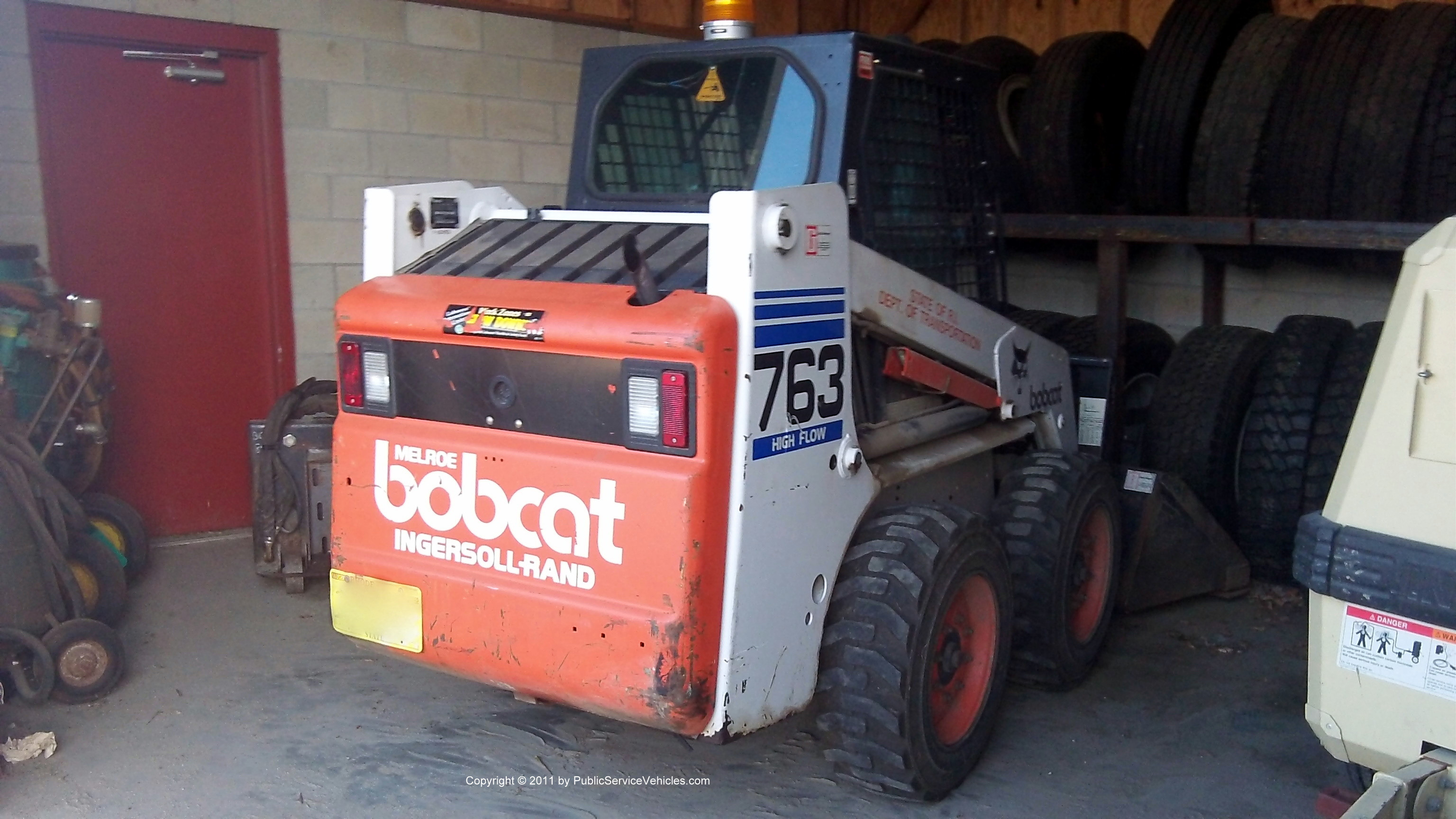 A photo  of Rhode Island Department of Transportation
            Skid Steer 971, a 1990-2010 Bobcat 763             taken by Kieran Egan