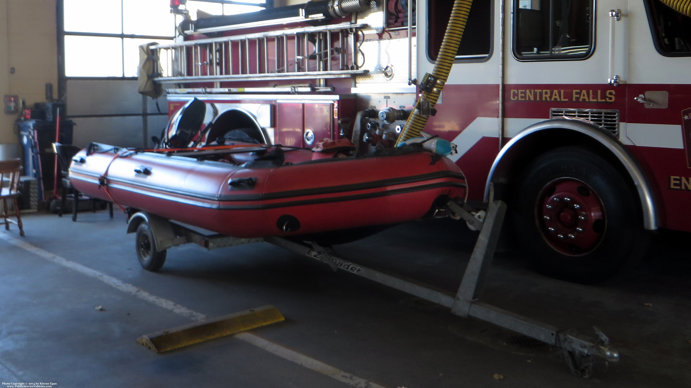 A photo  of Central Falls Fire
            Marine 1, a 2000-2010 Marine Unit             taken by Kieran Egan