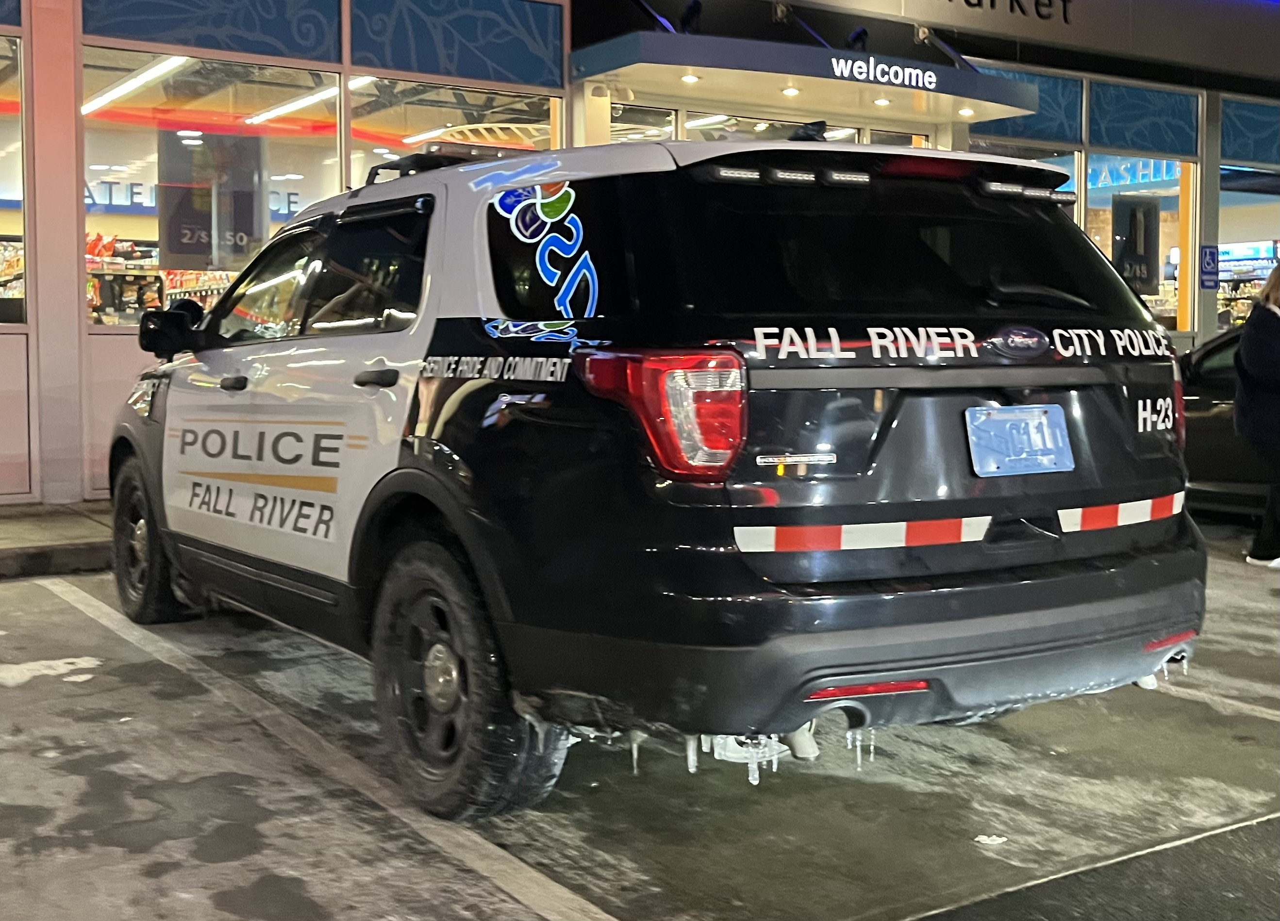 A photo  of Fall River Police
            H-23, a 2016 Ford Police Interceptor Utility             taken by @riemergencyvehicles