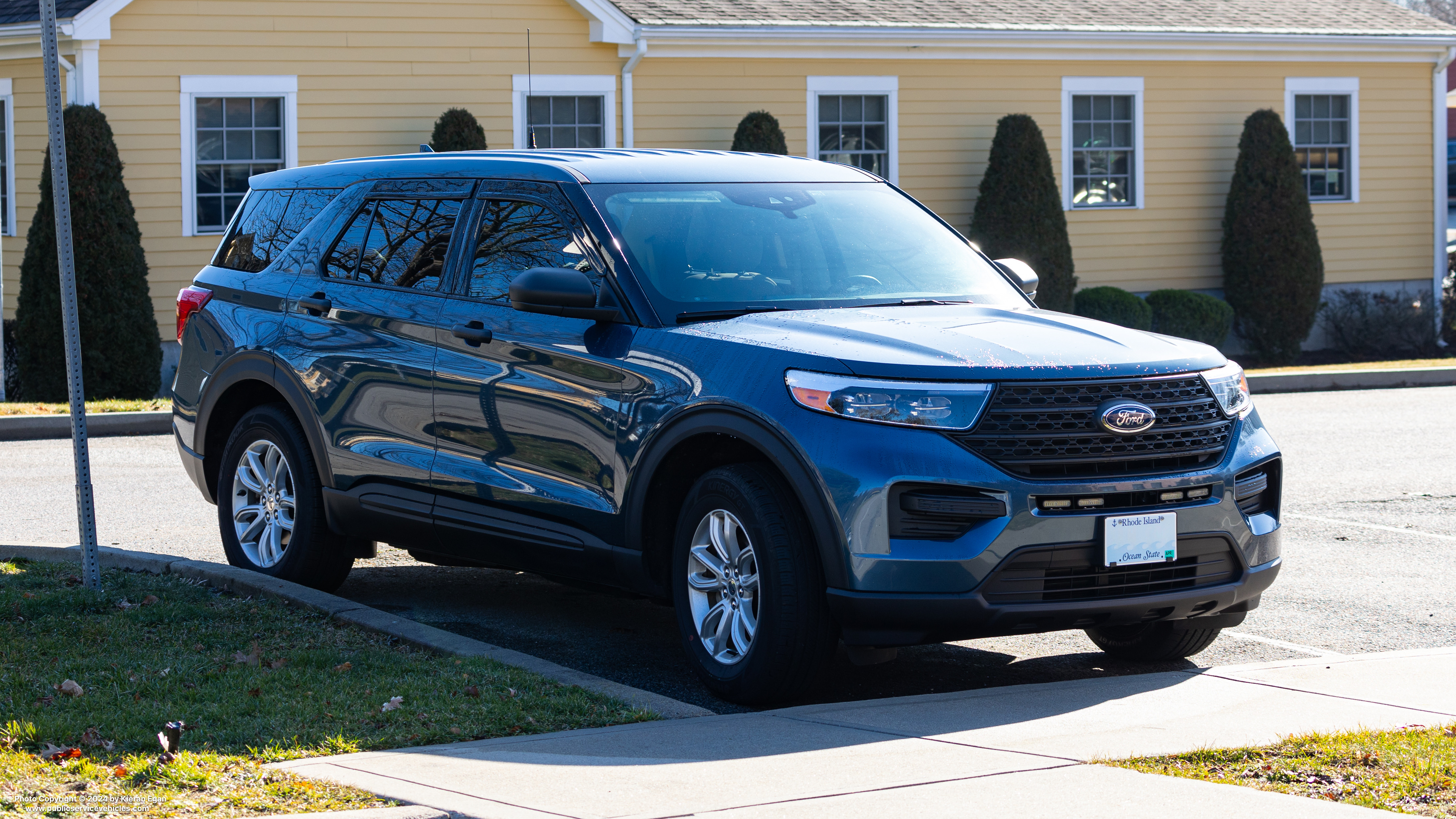 A photo  of East Greenwich Police
            Unmarked Unit, a 2022-2023 Ford Police Interceptor Utility/2022-2023 Ford Police Interceptor Utility             taken by Kieran Egan
