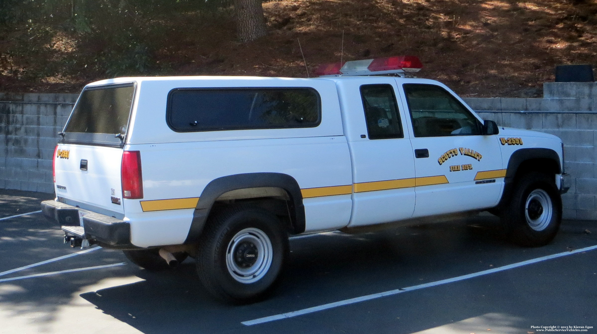 A photo  of Scotts Valley Fire
            Utility 2591, a 1988-1999 Chevrolet CK Crew Cab             taken by Kieran Egan