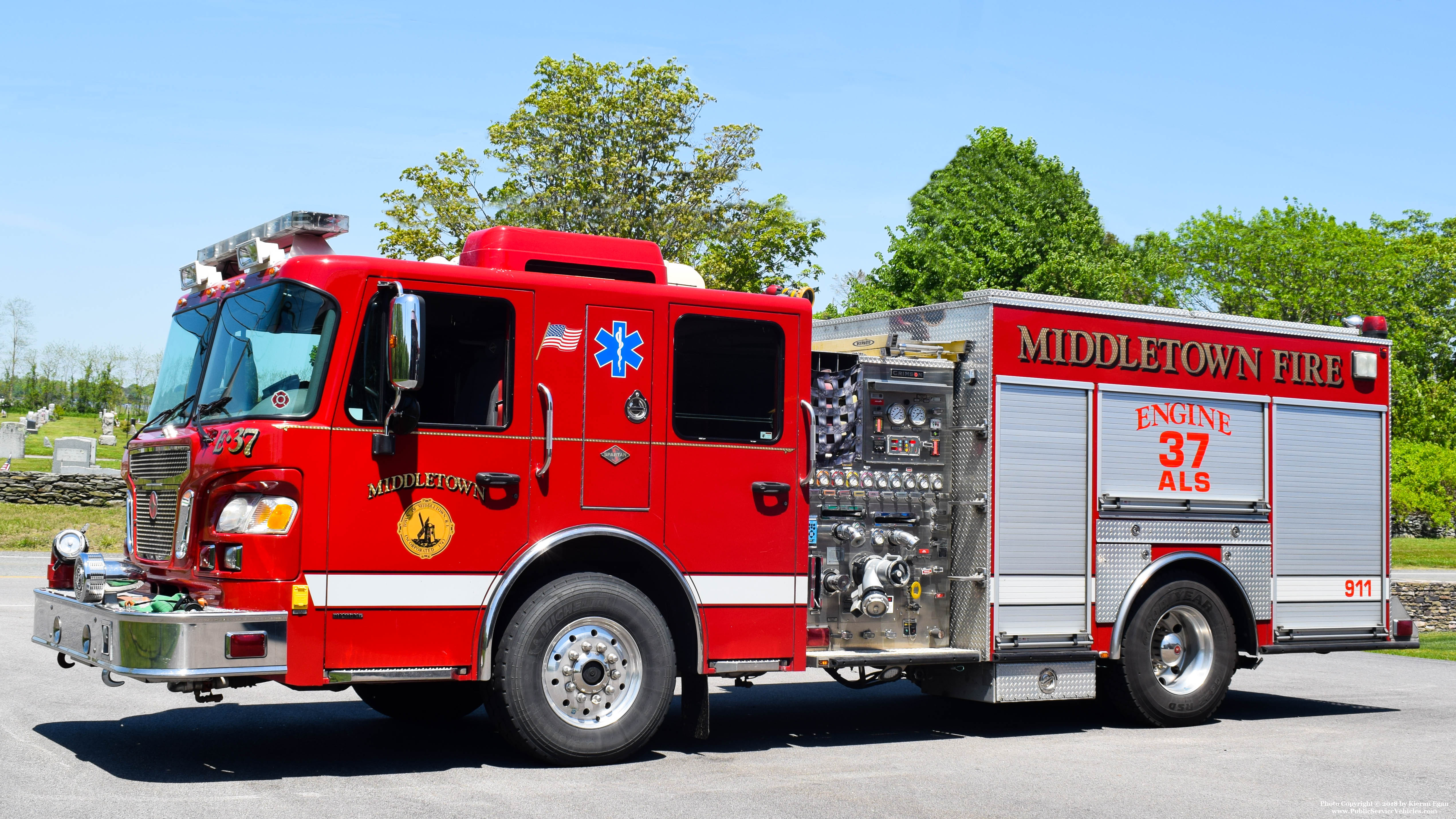 A photo  of Middletown Fire
            Engine 37, a 2006 Spartan             taken by Kieran Egan