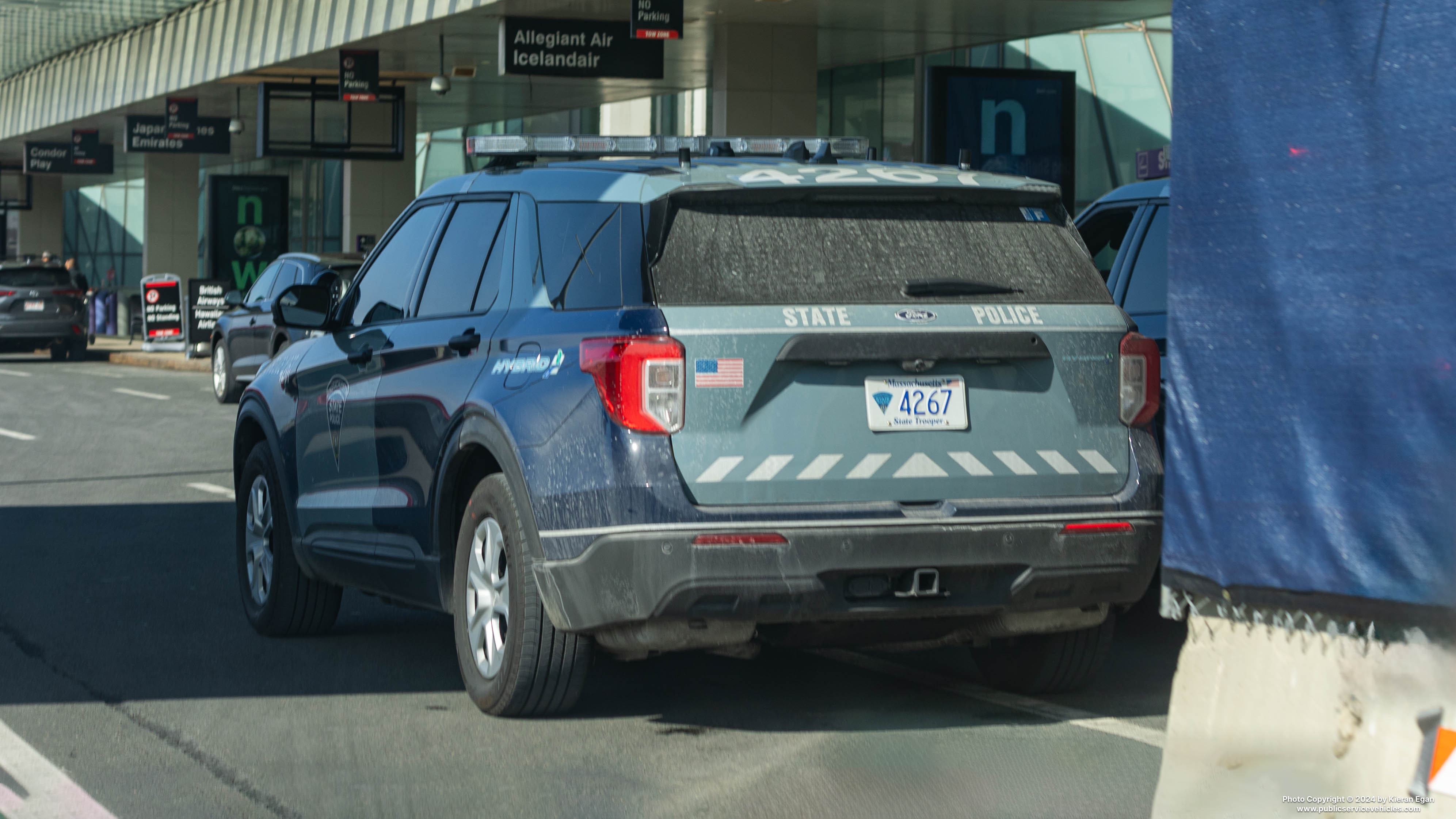 A photo  of Massachusetts State Police
            Cruiser 4267, a 2022 Ford Police Interceptor Utility Hybrid             taken by Kieran Egan