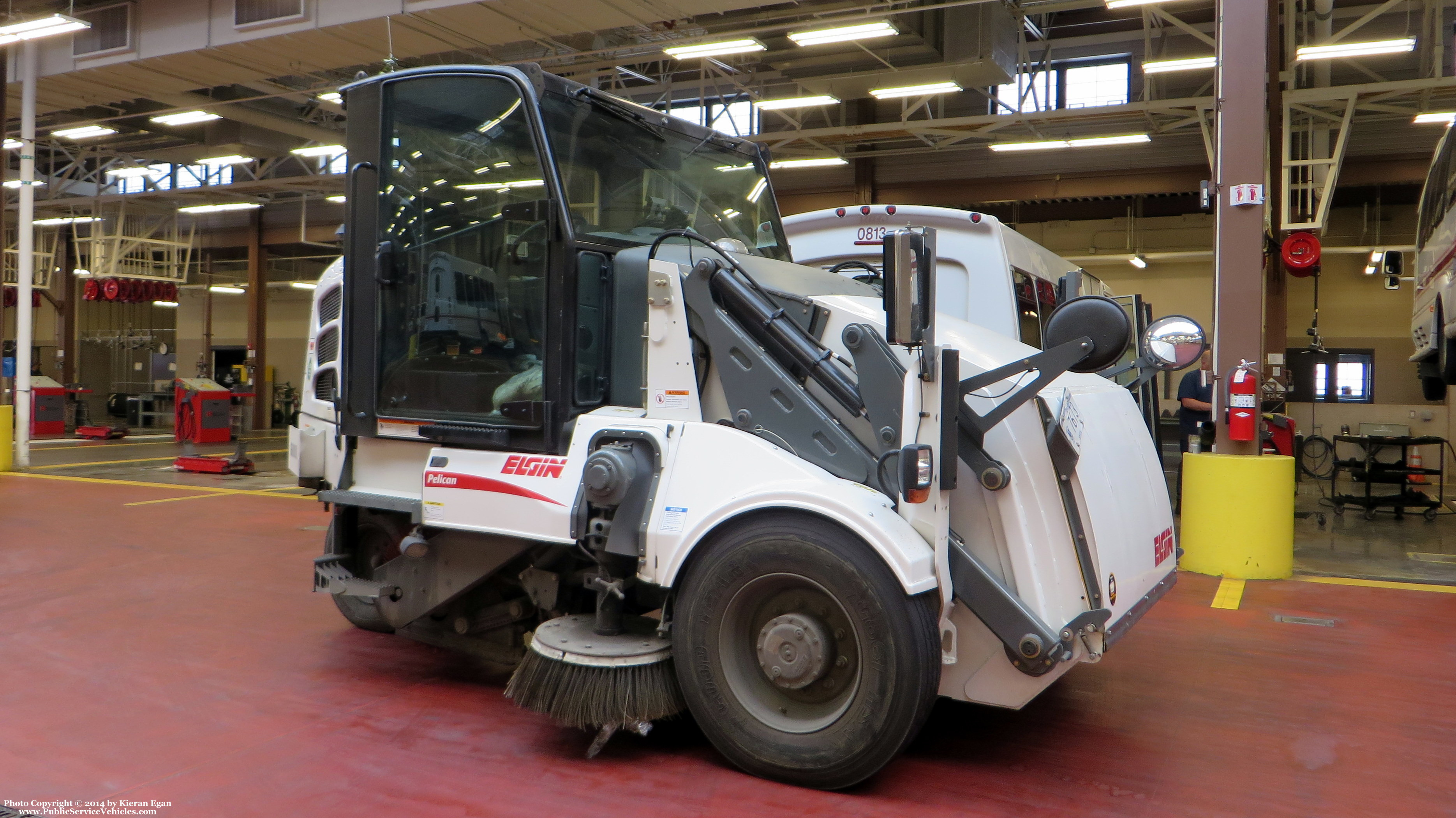 A photo  of Rhode Island Public Transit Authority
            Sweeper 61001, a 2010 Elgin Pelican             taken by Kieran Egan