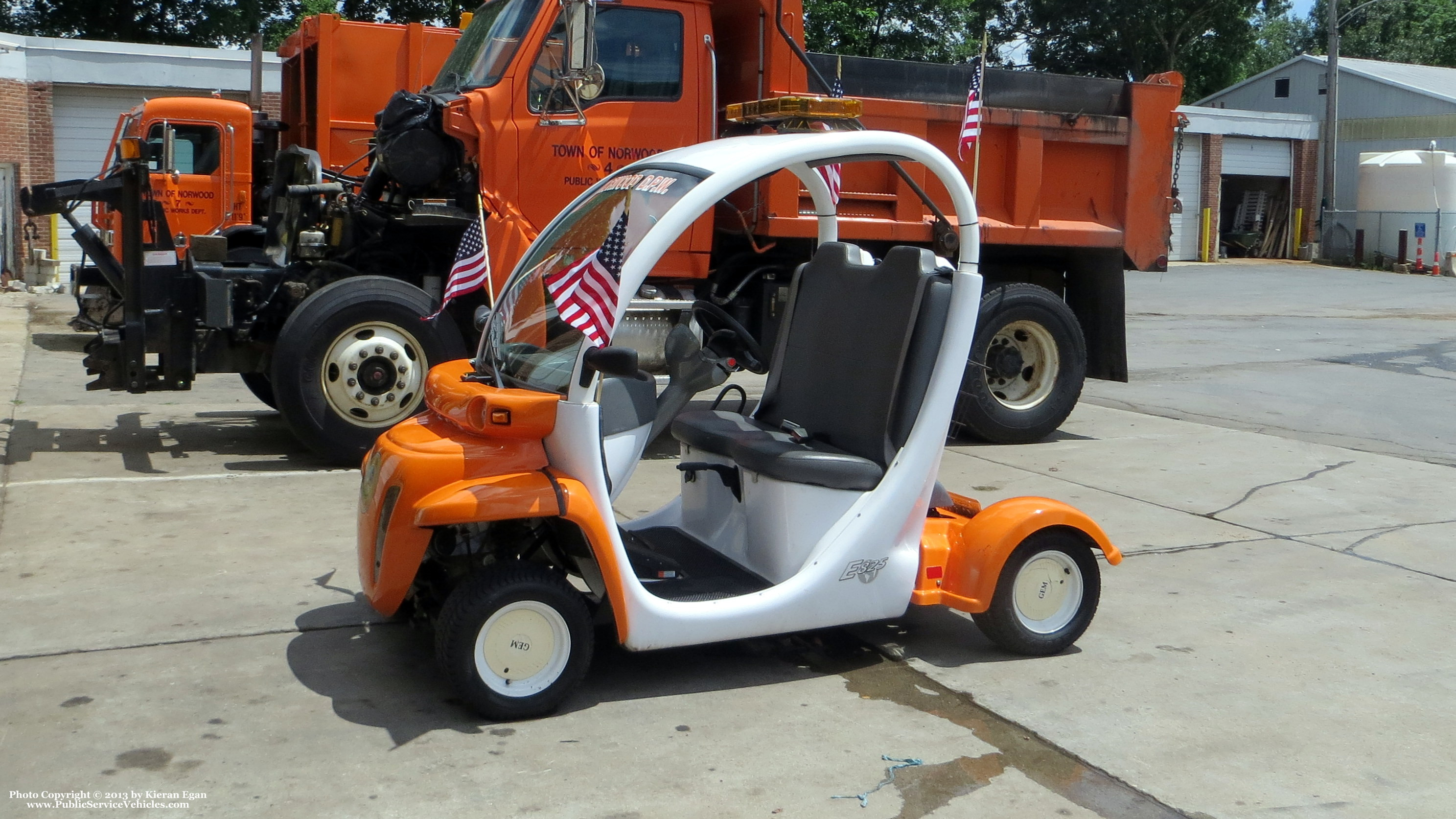 A photo  of Norwood Public Works
            Golf Cart, a 1990-2010 Golf Cart             taken by Kieran Egan