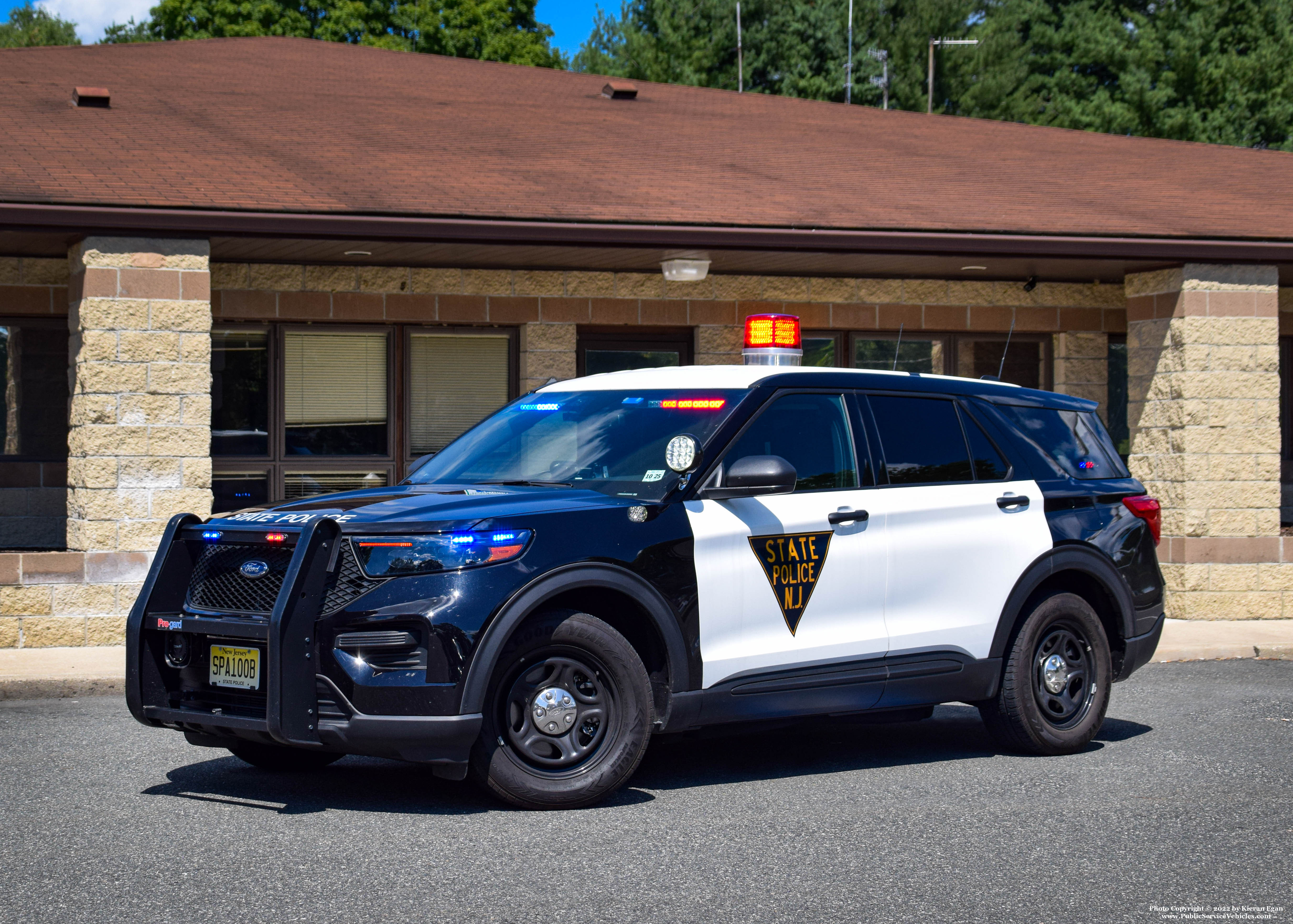A photo  of New Jersey State Police
            Cruiser 100B, a 2020 Ford Police Interceptor Utility             taken by Kieran Egan