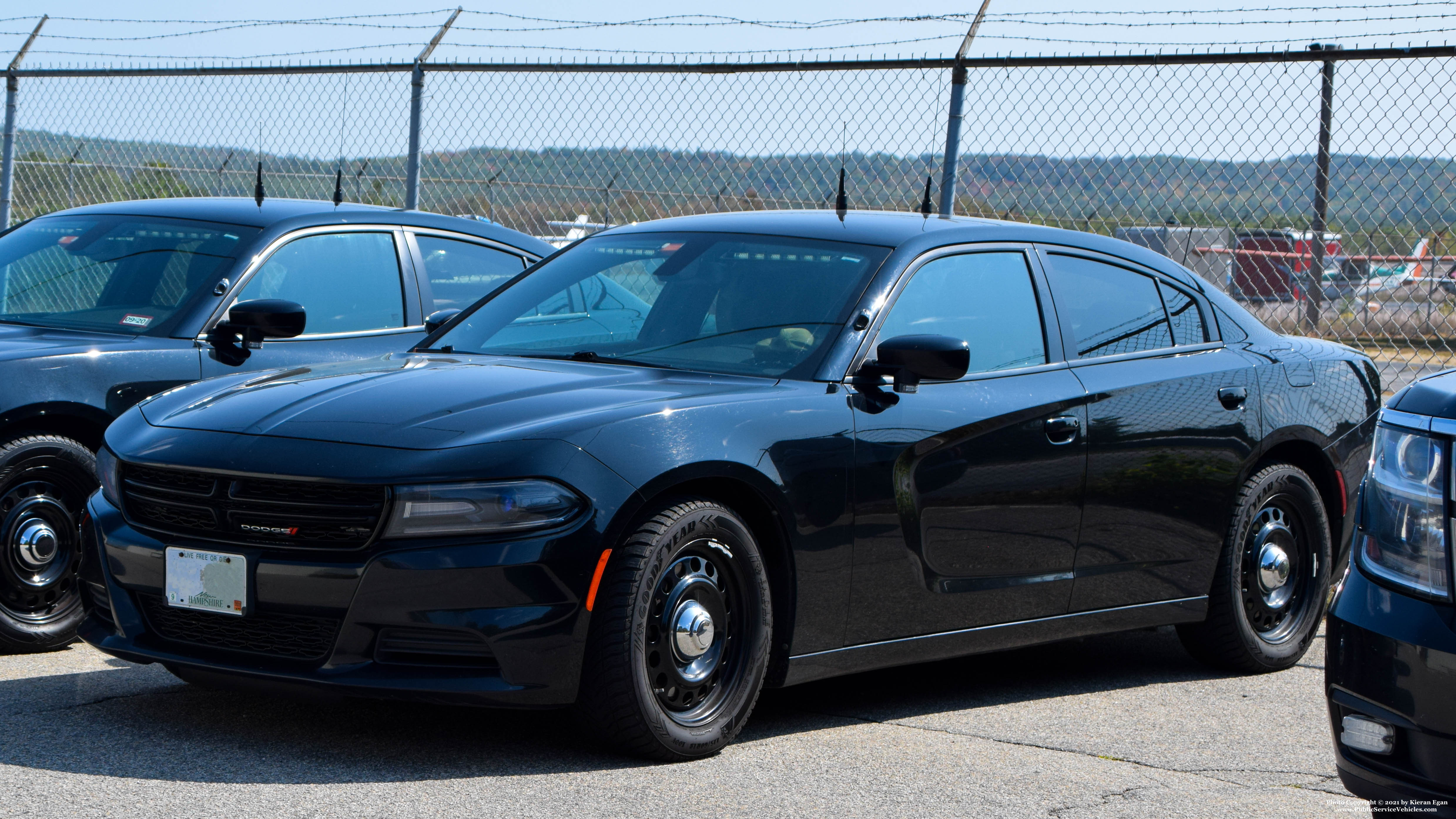 A photo  of New Hampshire State Police
            Unmarked Unit, a 2017-2019 Dodge Charger             taken by Kieran Egan